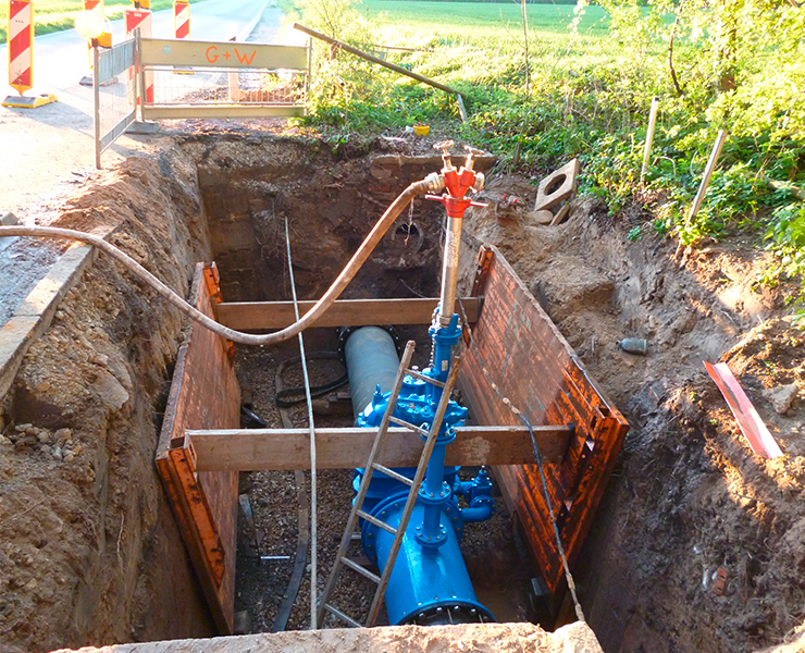 Hidrant subteran AVK instalat în rețea cu hidrant portabil